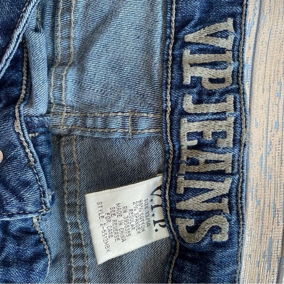 VIP JEANS​ - Picture 8 of 8